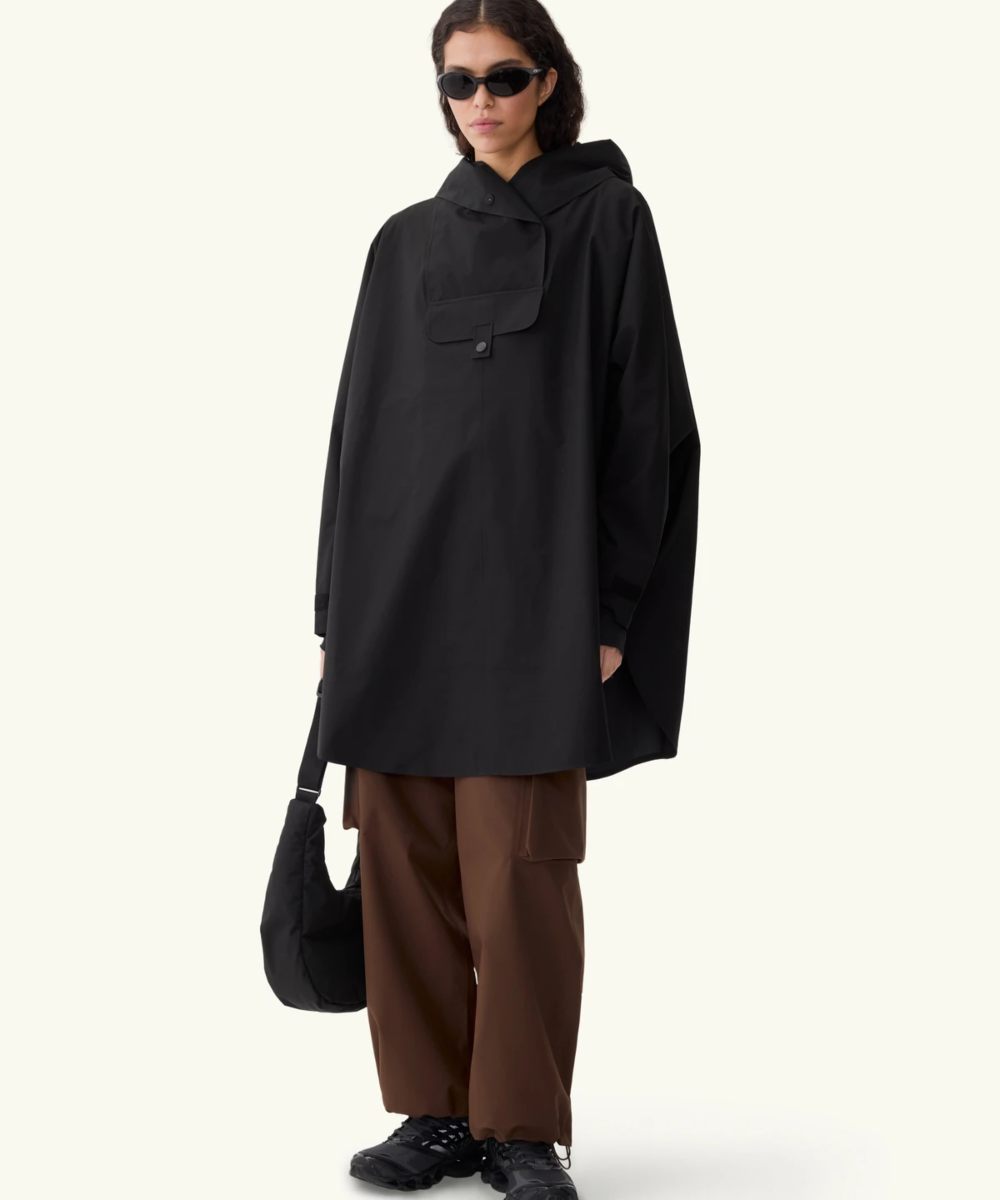 BLÆST Bergen Poncho Sort