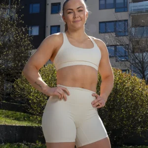 Motion Shorts (Creamy White)