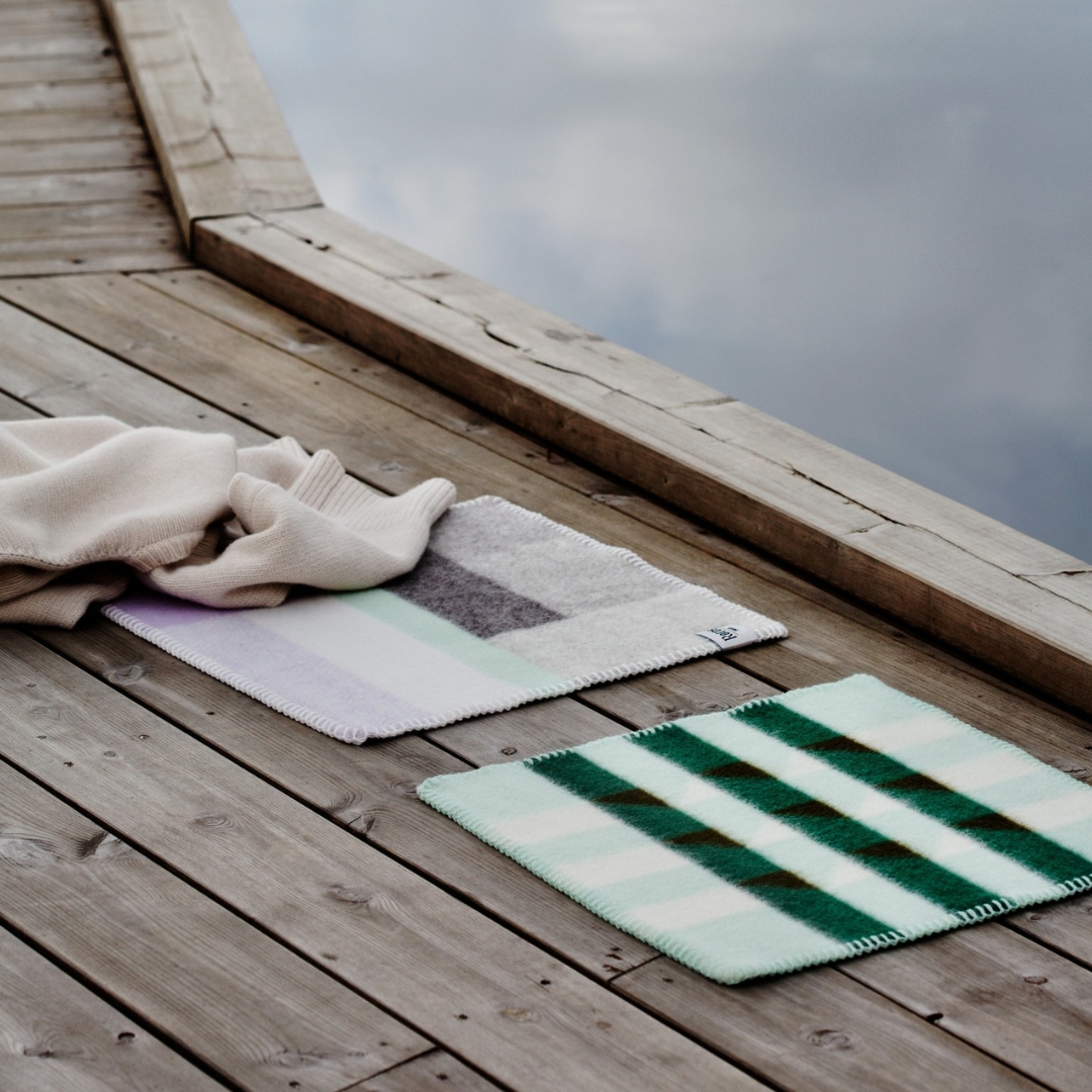 Kvam Greyscale Seating Pad - Image 3