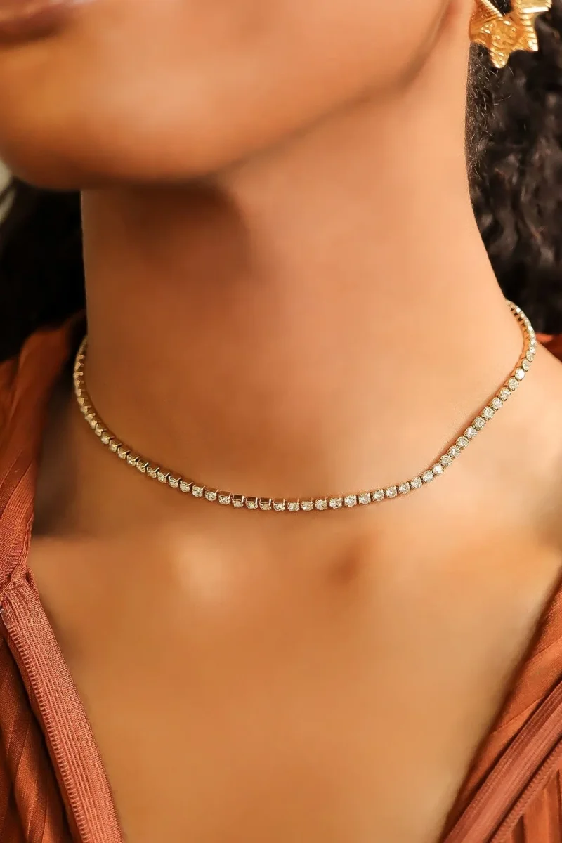ALL EYES ON ME TENNIS NECKLACE – tennissmykke 18K gullbelagt - Image 4